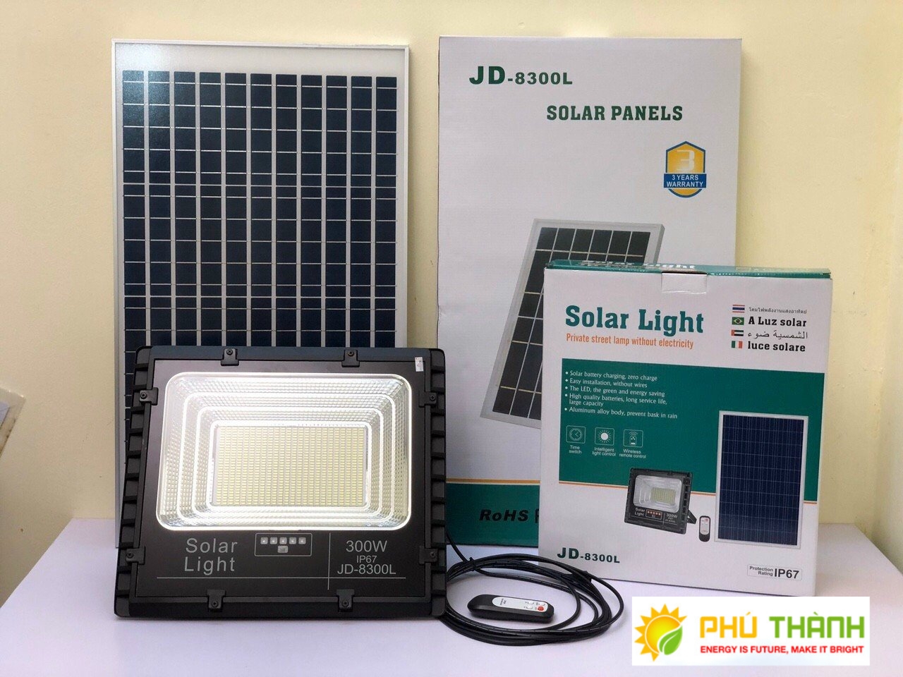 ĐÈN NĂNG LƯỢNG MẶT TRỜI 300W JINDIAN JD-8300L - HÀNG CHÍNH HÃNG