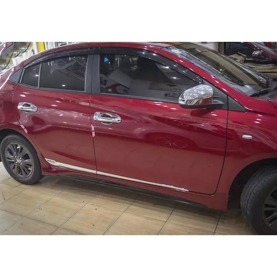 Nẹp sườn hông xe Vios 2019- 2020- 2021- 2022 Nhựa ABS mạ crom sáng bóng - Mẫu chữ đen