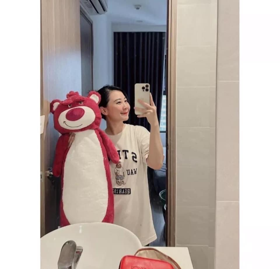 Gối ôm gấu dâu Lotso mẫu mới, gối ôm cho bé, gối ôm ngủ cao cấp hàng nhập khẩu size 70cm