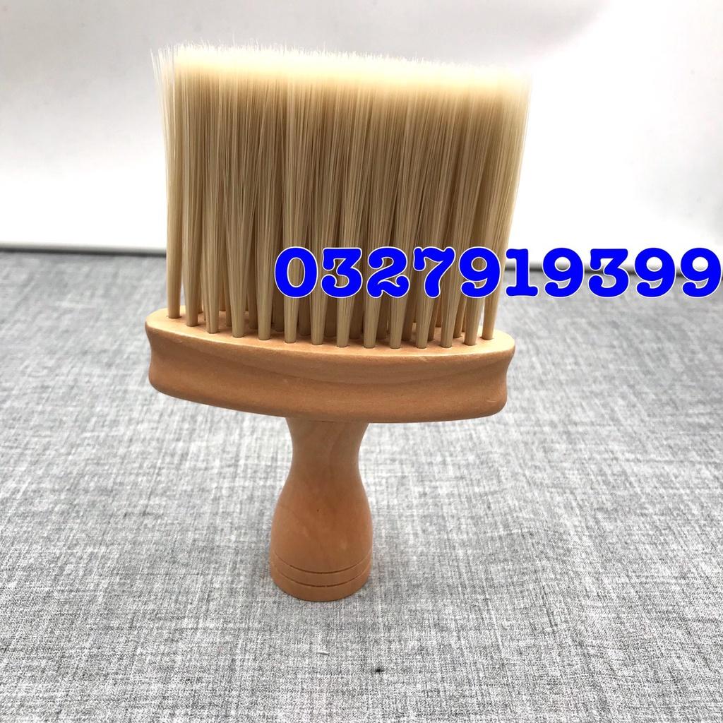 Chổi phủi tóc cán gỗ Barber K30