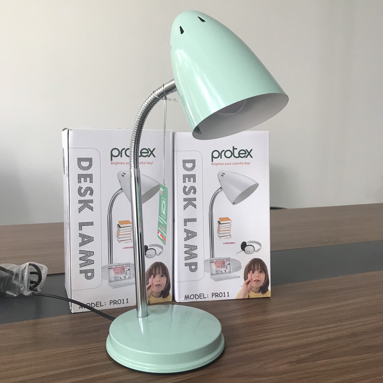 Đèn Bàn PROTEX PR-011 - Xanh - Hàng Chính Hãng