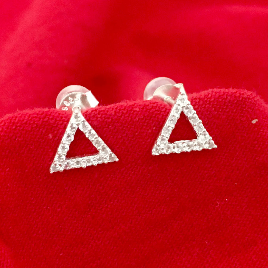 Khuyên tai nụ Tam Giác cho Nam và nữ chất liệu bạc chốt đeo sát tai Bạc Quang Thản - QTBT114