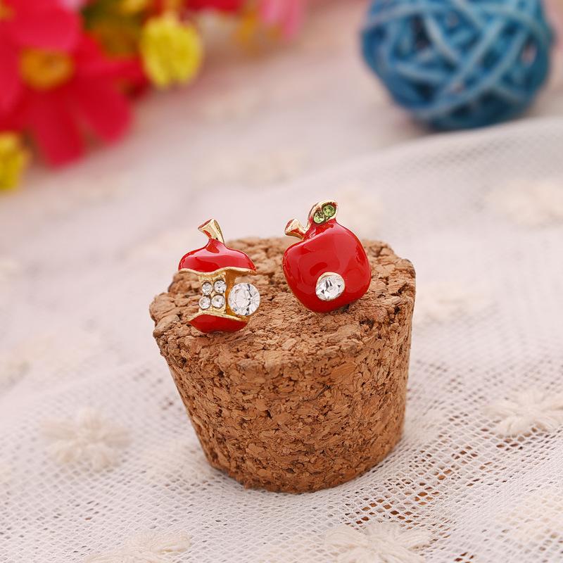 Hoa Tai Hình Quả Táo Đính Đá Lấp Lánh Cho Nữ