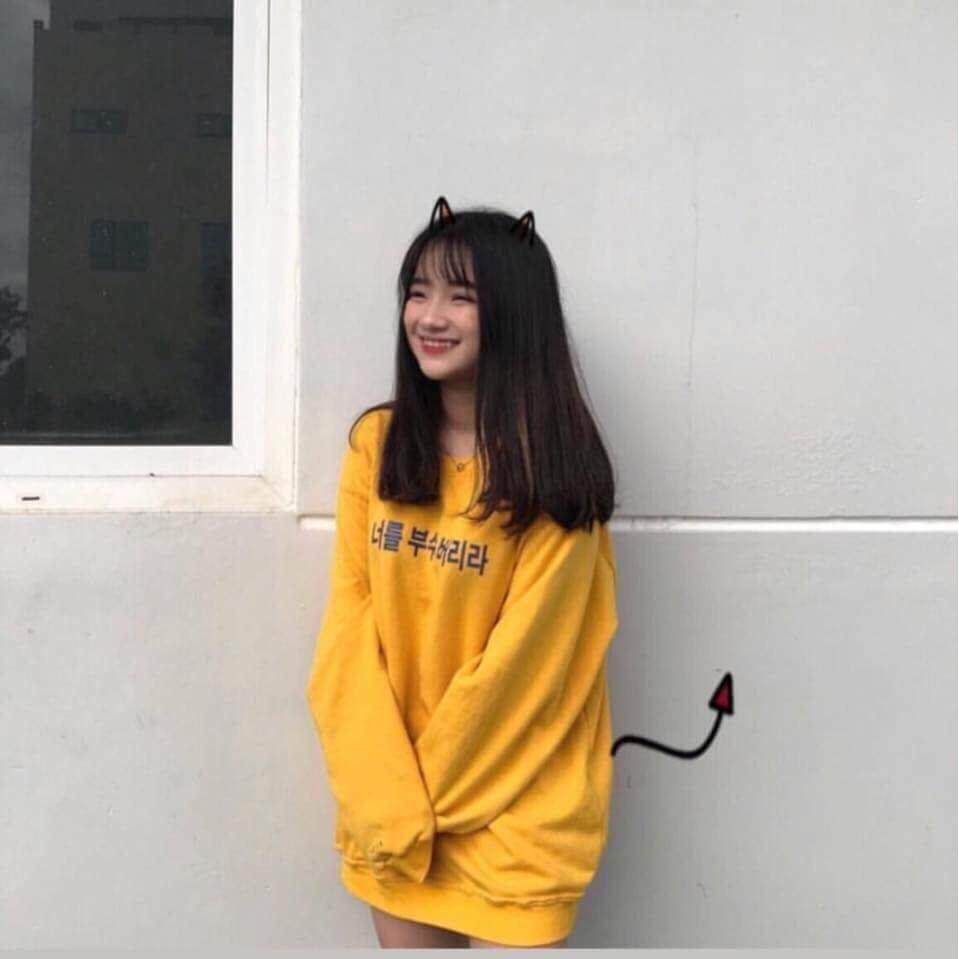 ÁO NỈ CHỮ NHẬT MỚI HOT NHẤT Y HÌNH