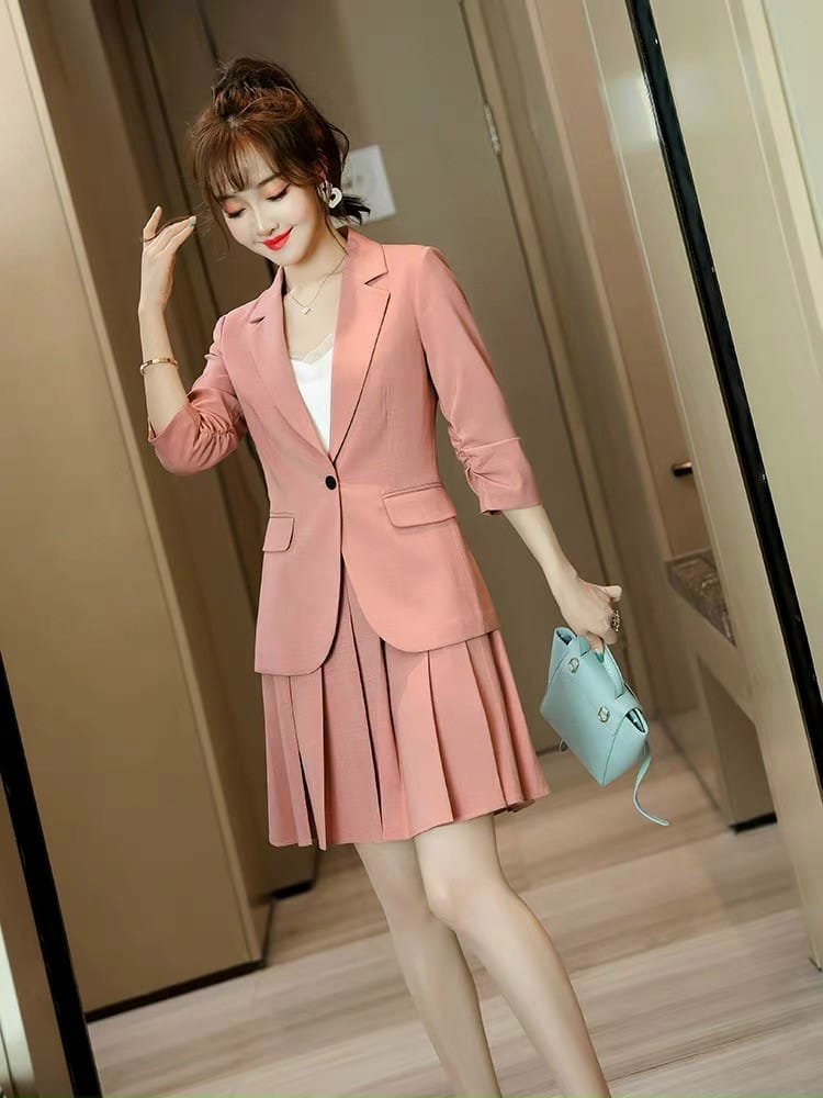 Set vest phối váy kèm áo thun