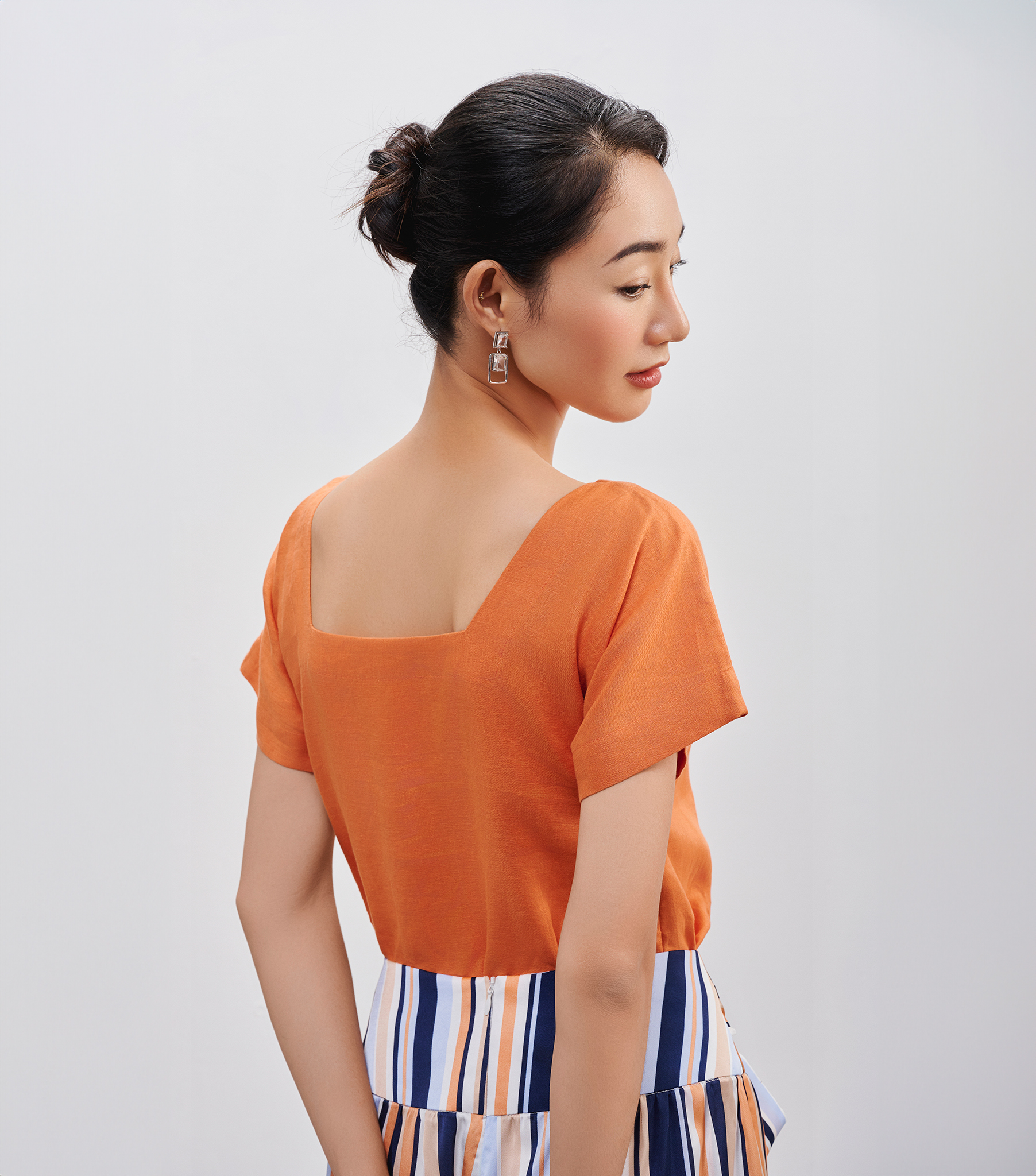 Áo Linen Cổ Tròn Mơ Nghiền TOP210 thời trang thiết kế Hity