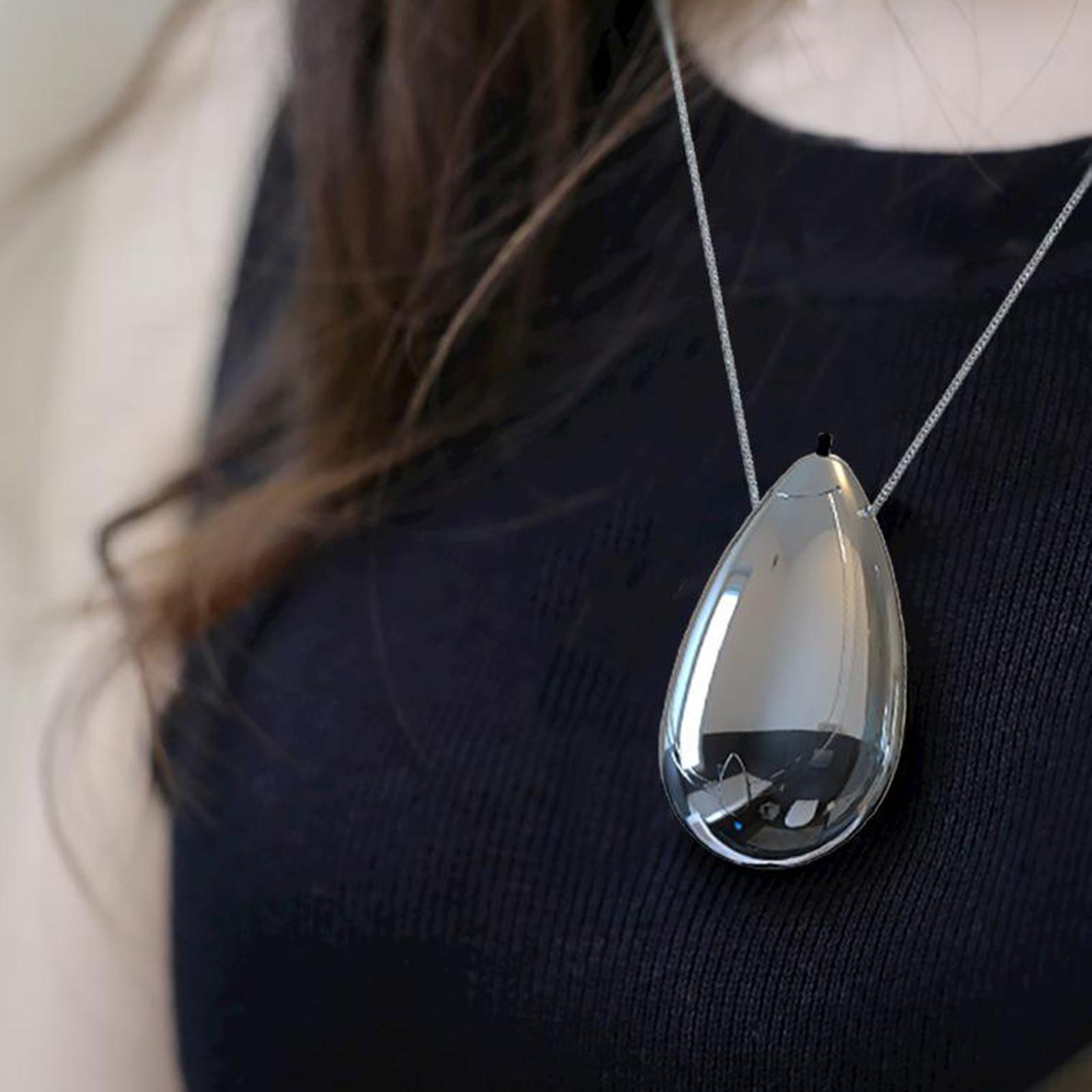 Wearable Air Purifier Super Quiet Personal Negative Ion Generator USB Portable Travel Size Necklace Style 20 millions/cm² Negative Nanometer Ions