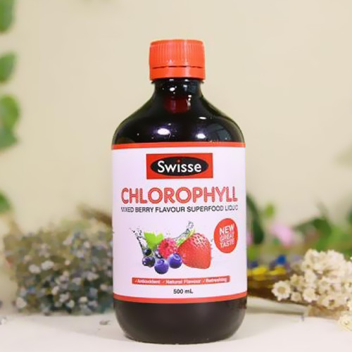 Nước diệp lục hỗ trợ thanh lọc, thải độc cơ thể Swisse Chlorophyll Mixed Berry Flavour Liquid (500ml) - Nhập khẩu Australia