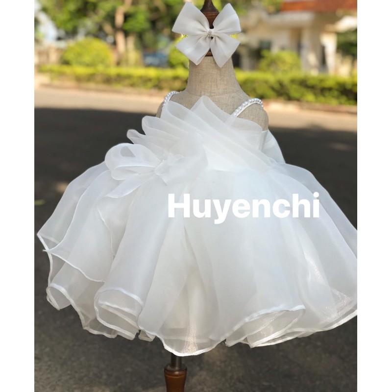 YÊM XẾP NGỰC ĐẶT NƠ