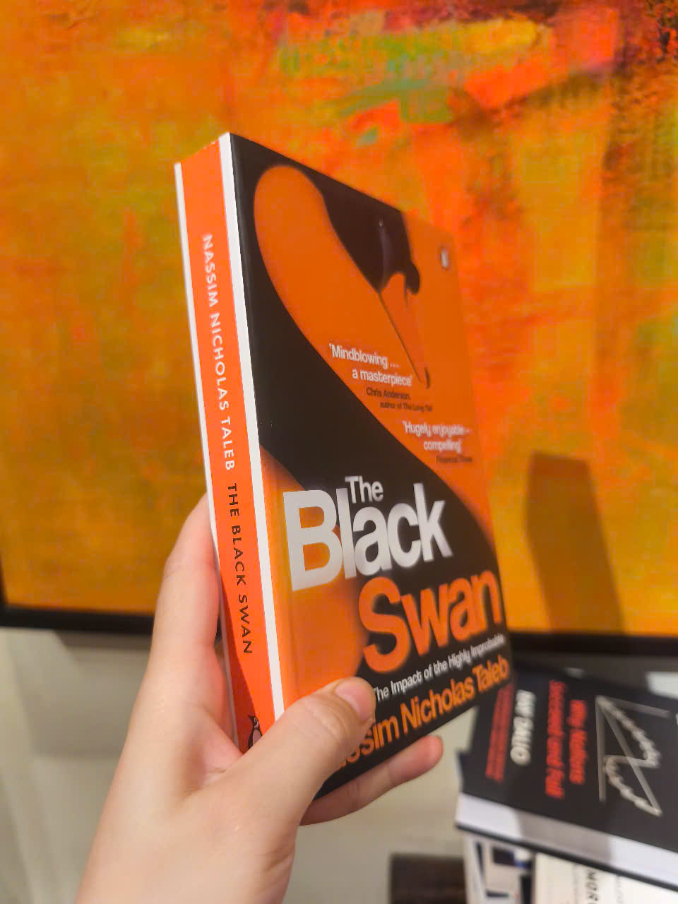 Sách - The Black Swan: The Impact of the Highly Improbable by Nassim Nicholas Taleb - Nonfiction / Economics