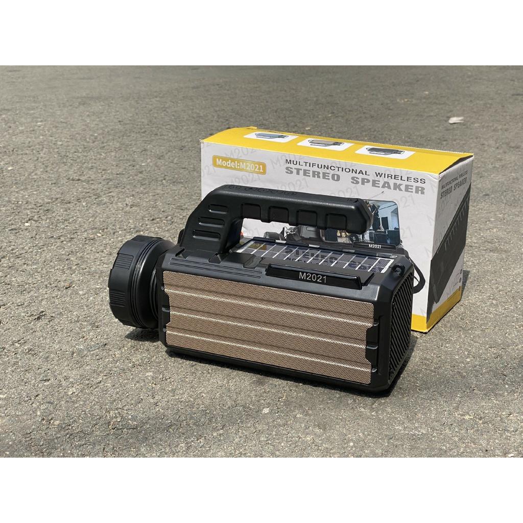 Loa Bluetooth M2021 nghe nhạc kết hợp đèn pin siêu sáng - Thiết kế hiện đại, bass trầm ấm - Đầy đủ kết nối Bluetooth