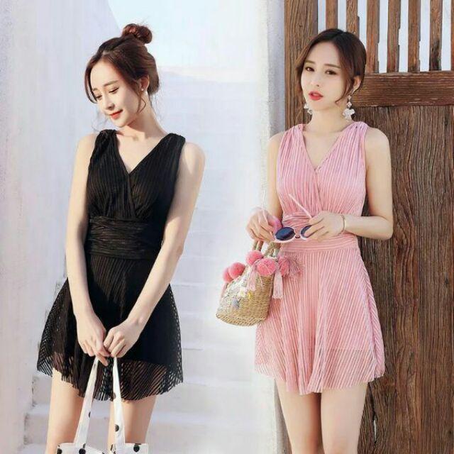 Bộ đồ bơi tạo dáng che bụng