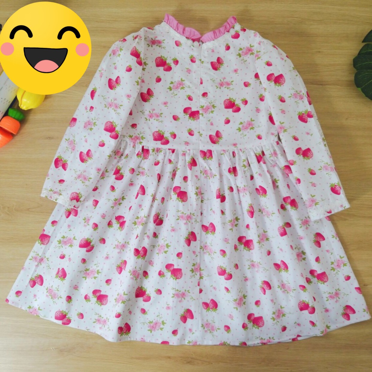 Váy Bé Gái Babydoll Hình Trái Dâu DA192