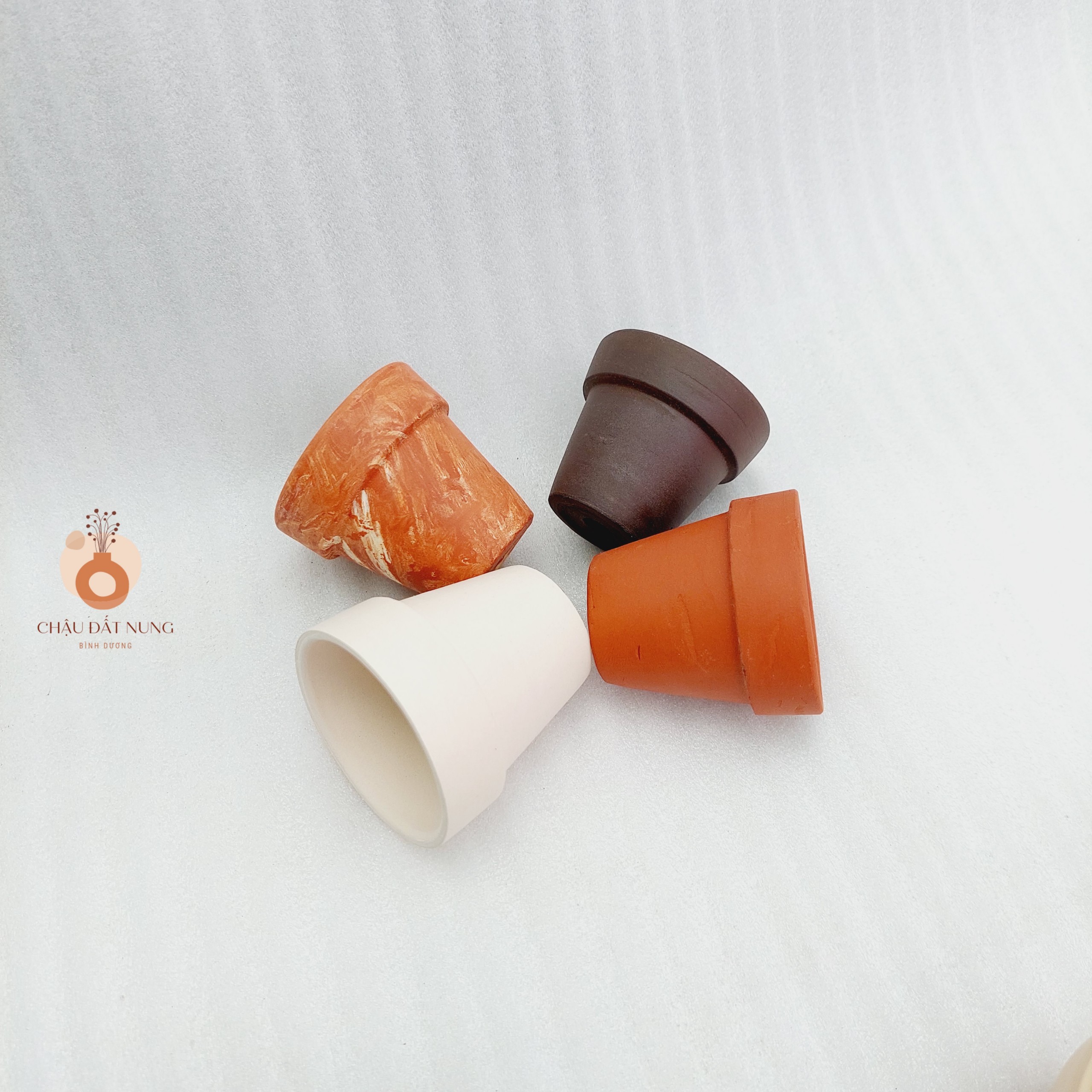 Chậu đất nung Bình Dương - Chậu ly có gờ 55, miệng chậu 5cm, chiều cao 5cm