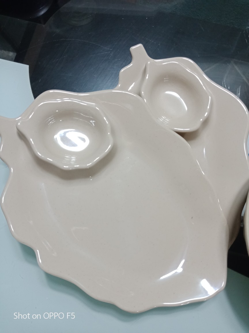 Dĩa lá 2 ngăn đựng trái cây, đồ ăn vặt nhựa Melamine nhiều màu