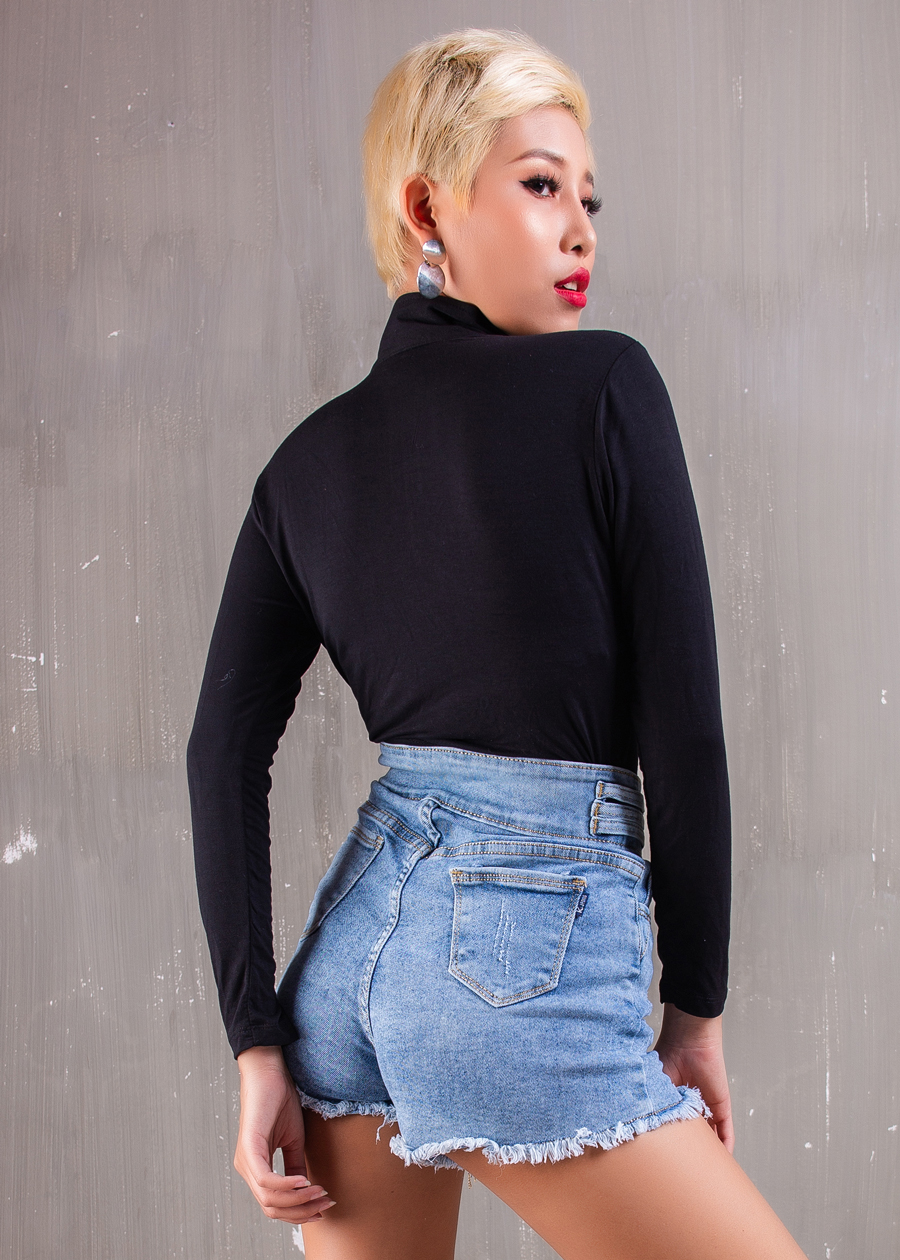 Áo Nữ Thun Croptop Cổ Lọ Dây Kéo 110101