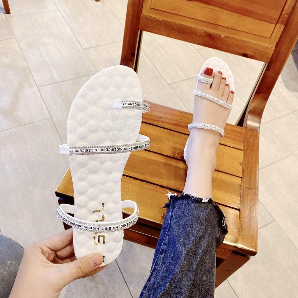 Dép Nữ đẹp Xỏ Ngón Đính Đá Quai Mảnh đi biển thời trang hè 2021 mã DDXB MINHTUYETSHOES
