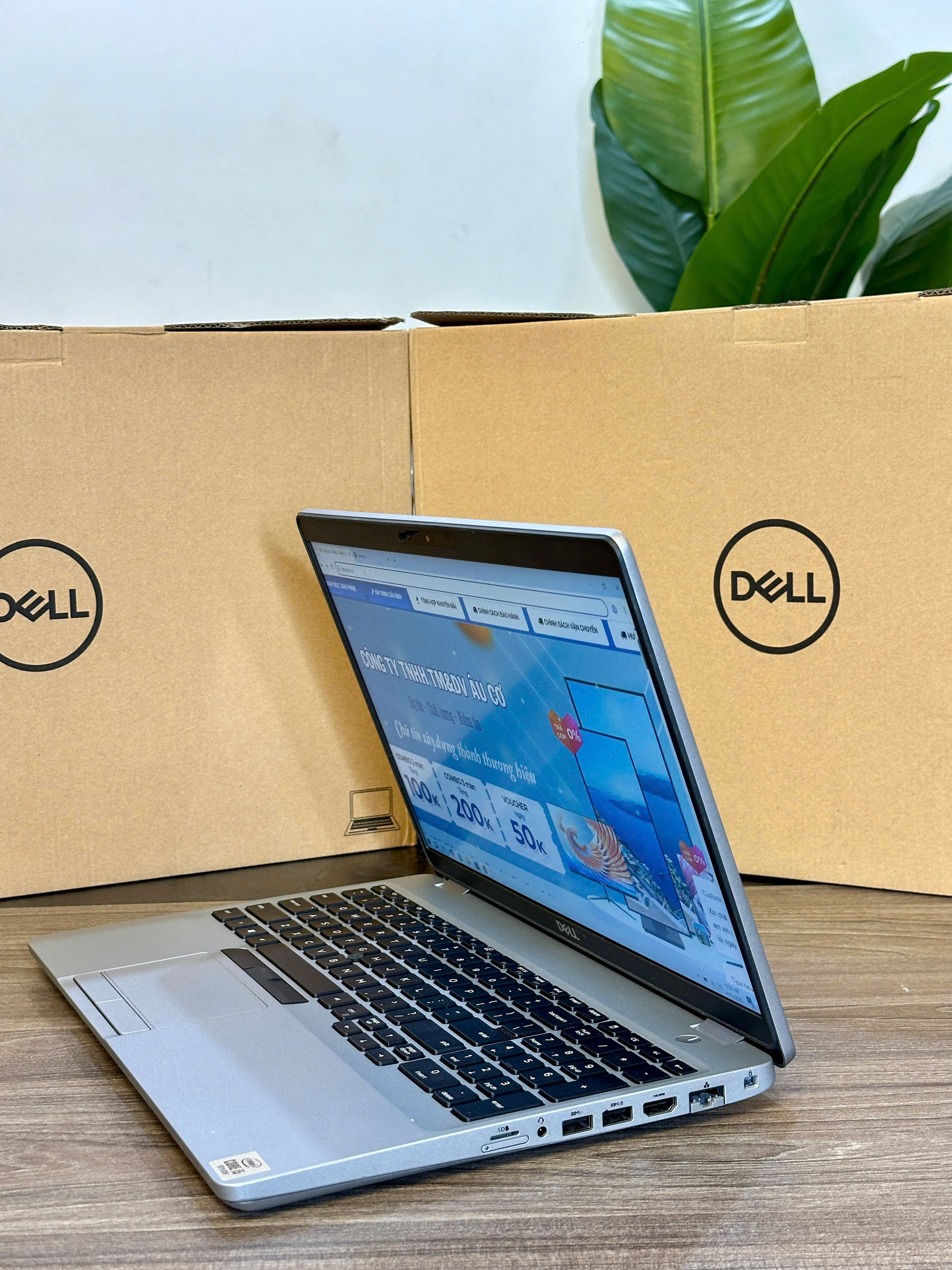 Dell Latitude 5510 Core i5-10310U Ram 16GB SSD 256GB 15.6 inch FHD - Hàng Chính hãng