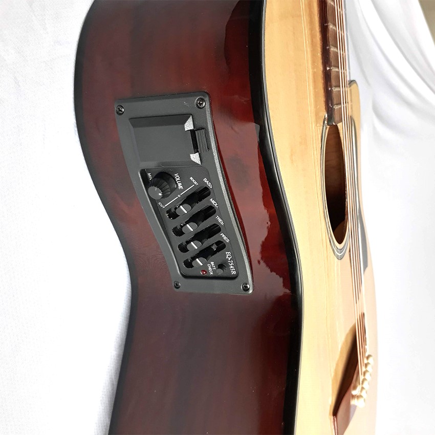 Đàn guitar acoustic model DT70X có EQ 7545R cho ra âm thanh tốt dành cho bạn mới tập