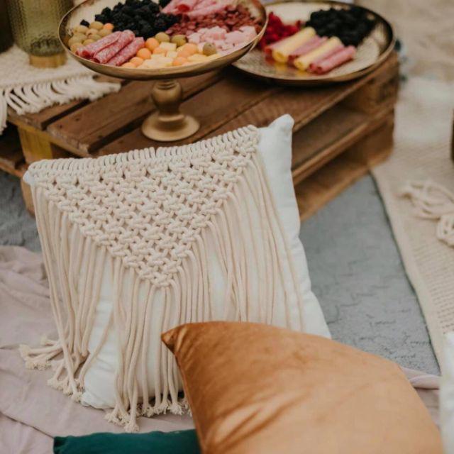 Vỏ gối sofa thắt nút macrame