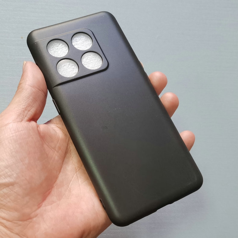 Ốp lưng dẻo cho Oneplus 10 Pro - đen cao cấp, chống bám vân tay