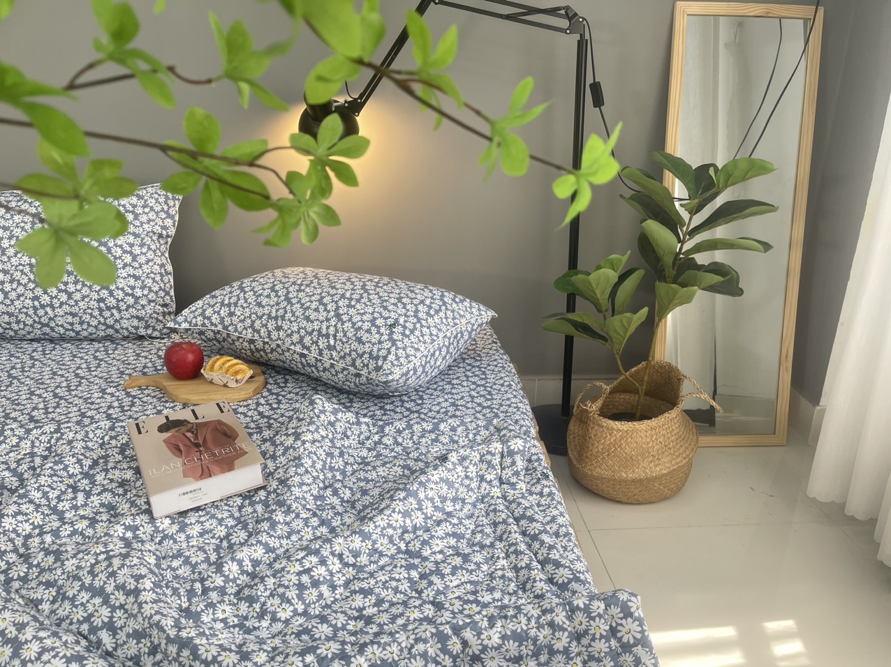 Bộ drap gối KHA LY - 100% cotton thiên nhiên - VN322 Cúc Họa Mi Xám Nhạt Vải dày dặn mát mẻ siêu thấm mồ hôi