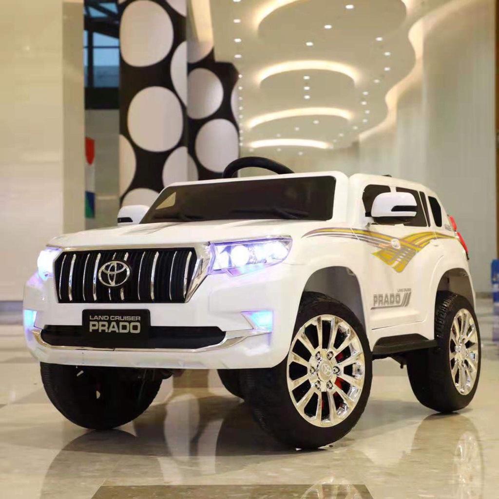 Ô tô xe điện đồ chơi TOYOTA 2 chỗ 4 động cơ cho bé tự lái và điều khiển xa