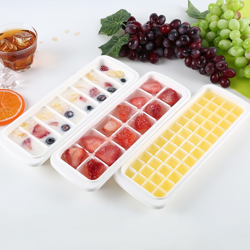 Combo 02 Khay đá nhựa có nắp đậy chống bụi bẩn - Hàng nội địa Nhật Bản