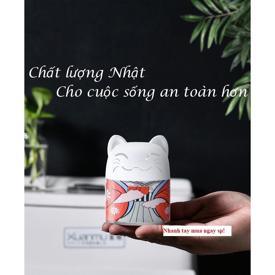 Lọ thả bồn cầu hình chú mèo Nhật Bản, diệt sạch vi khuẩn, khử mùi và toả hương thơm mát, ngăn màu ố vàng. Lọ 50g.