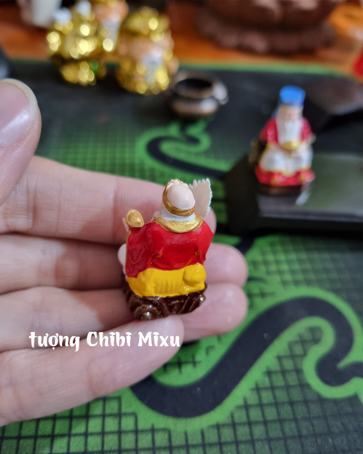 Miếu Thần Tài Thổ Địa 349K (Miếu size đại + 02 tượng 3cm + lư hương và chung cúng đất.sét) Giàu có Quà tặng Đồ trang trí