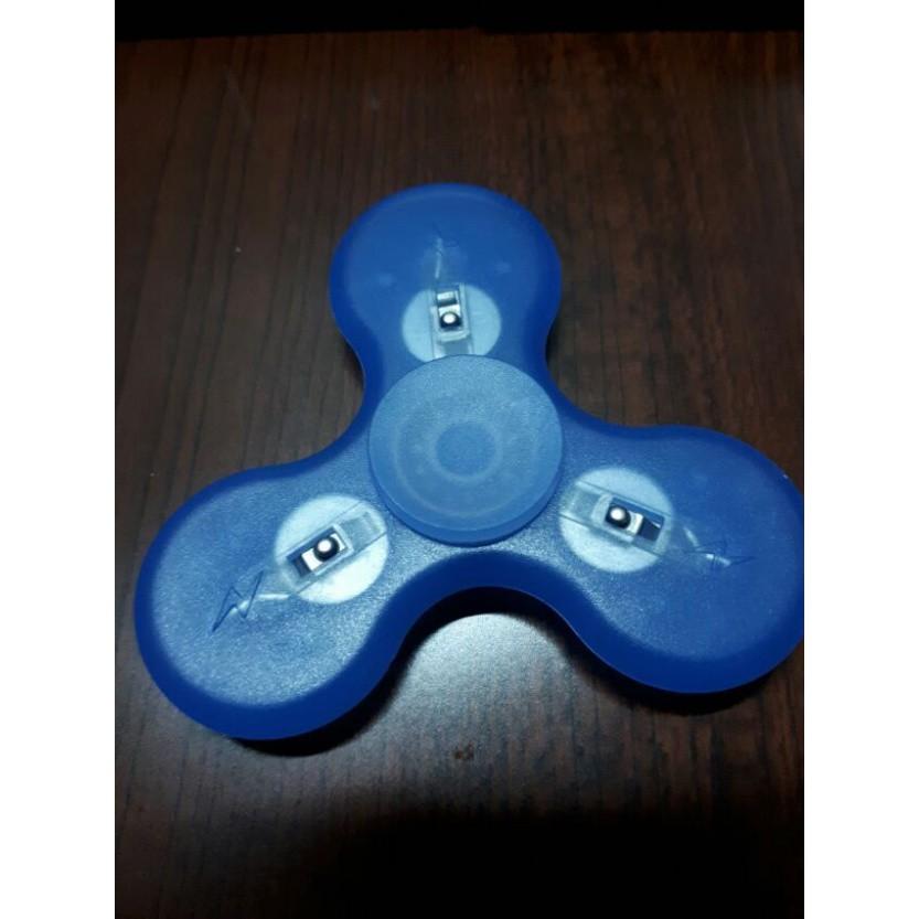 Fidget Spinner - Món đồ chơi Con Quay 3 Cánh Nhựa Trong có LED