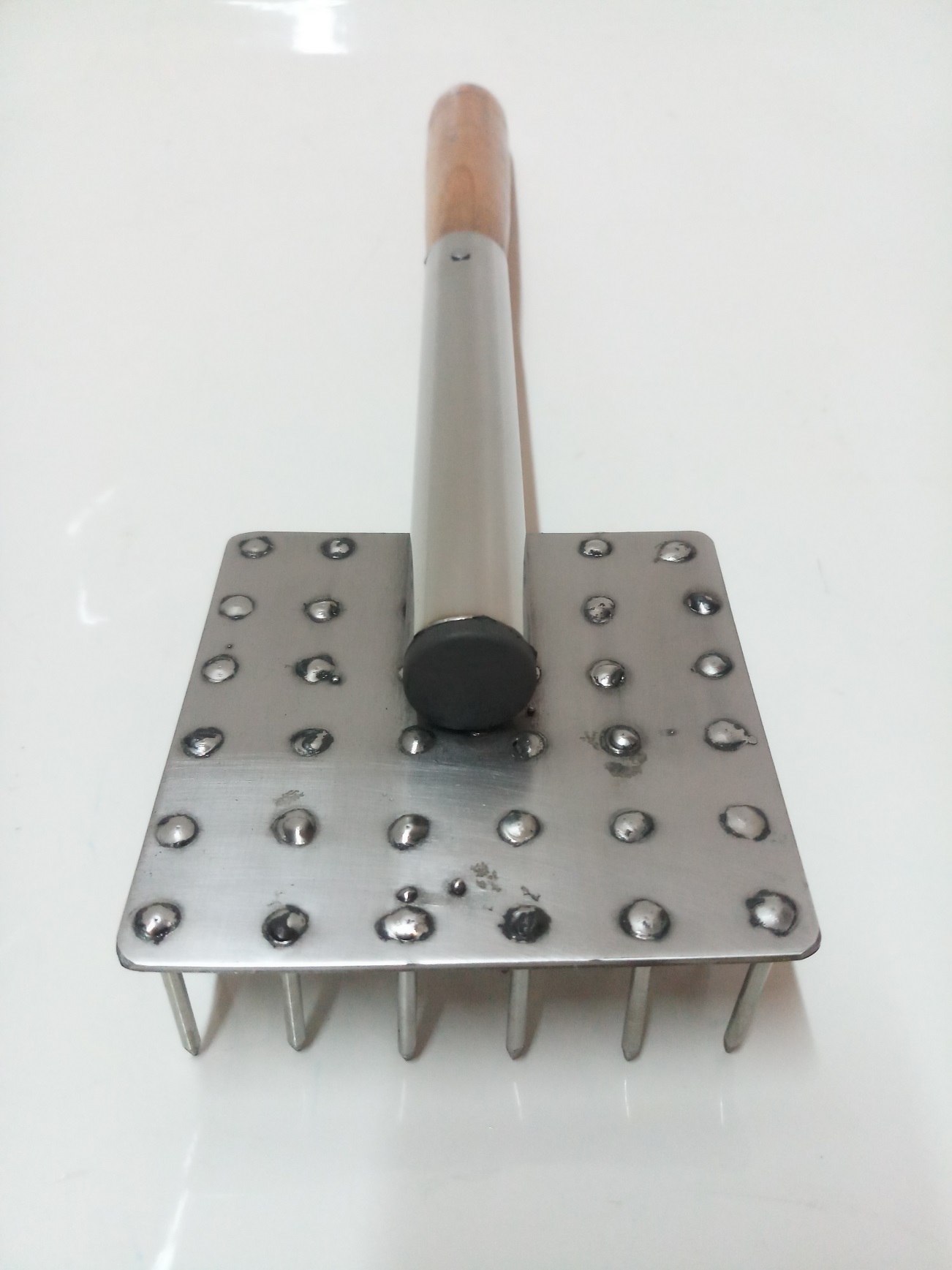 CÂY XĂM DA HEO LỚN TAY CẦM NGANG CÁN GỖ.