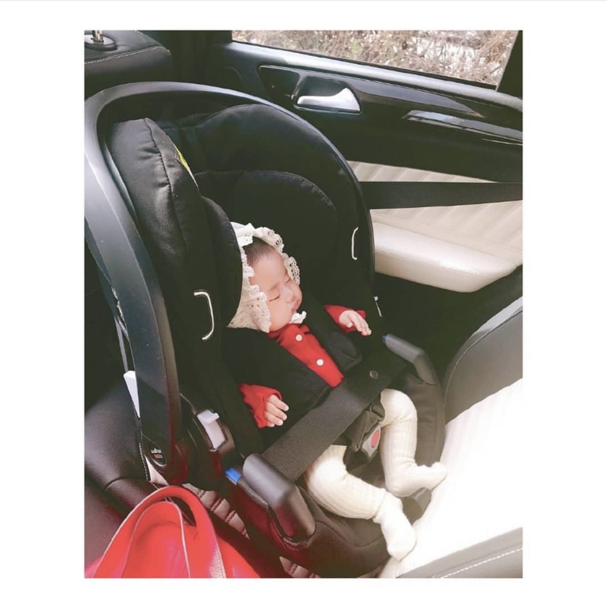 Ghế ngồi ô tô Babyzen Car Seat có thể mix với xe đẩy Babyzen YOYO2