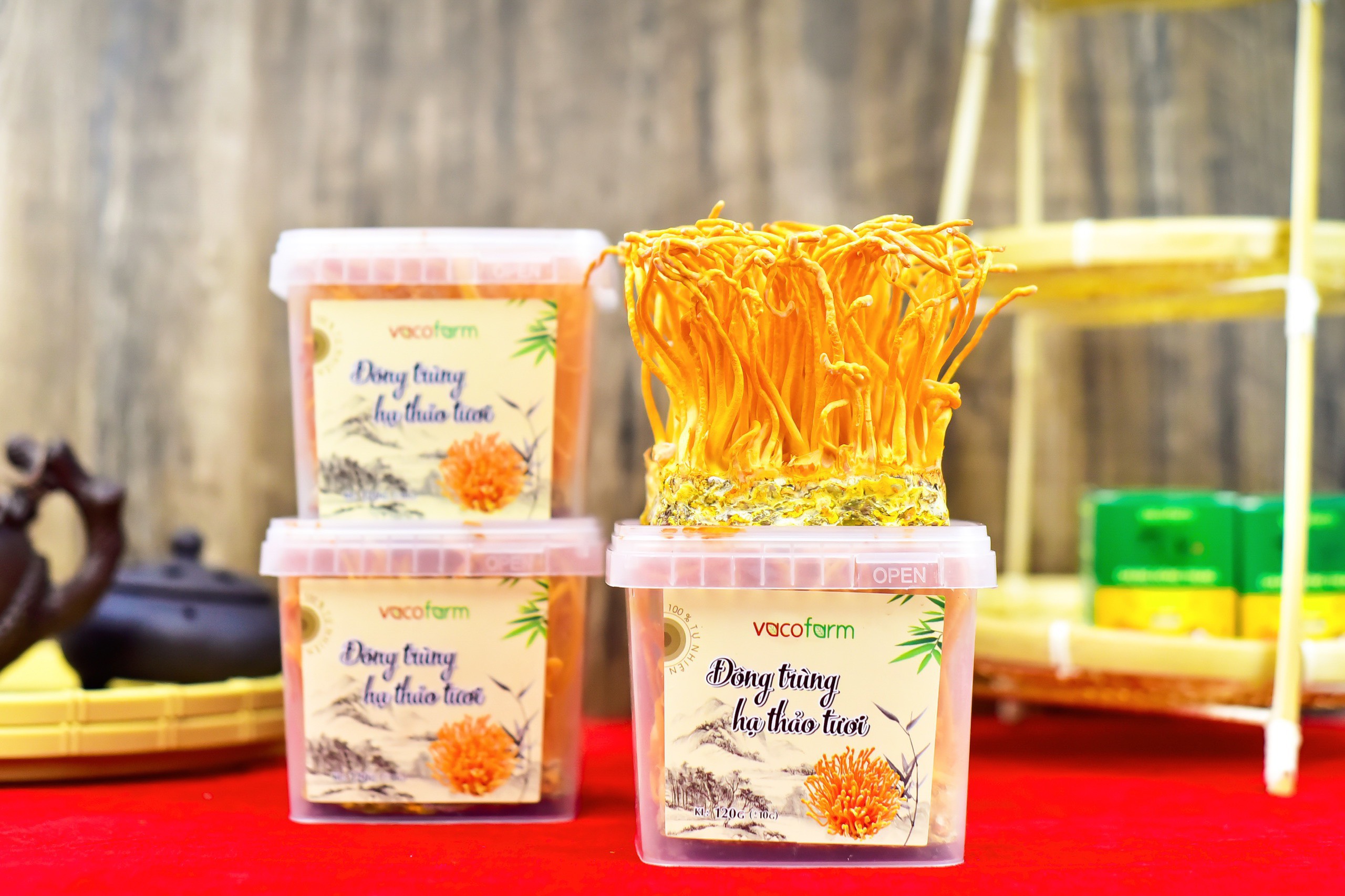 COMBO 7 hộp Nấm tươi Đông trùng hạ thảo khối lượng 200gram/hộp [Mua 5 tặng 2]