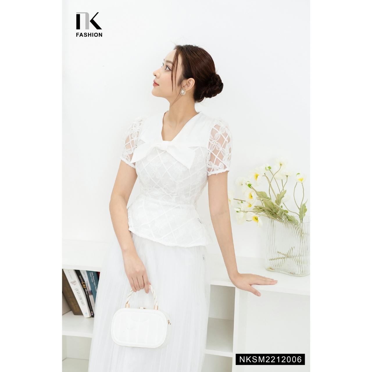Áo Sơ Mi Ren Hoa NK FASHION Cổ Phối Nơ Ngắn Tay Thanh Lịch Chất Vải Nhập Hàn Cao Cấp NKSM2212006