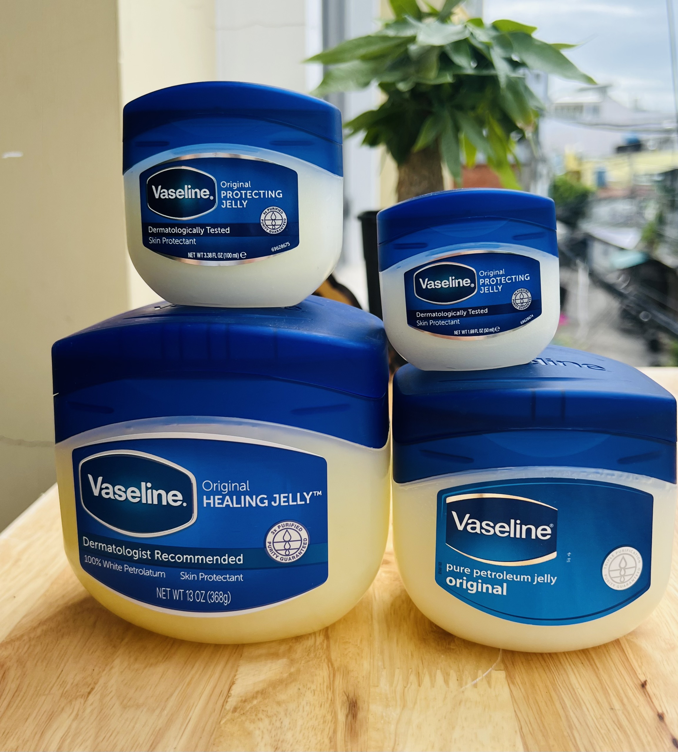 Sáp Dưỡng Ẩm Đa Năng Vaseline Original Protecting Jelly (Ấn Độ) 50ml / 100ml / 250ml