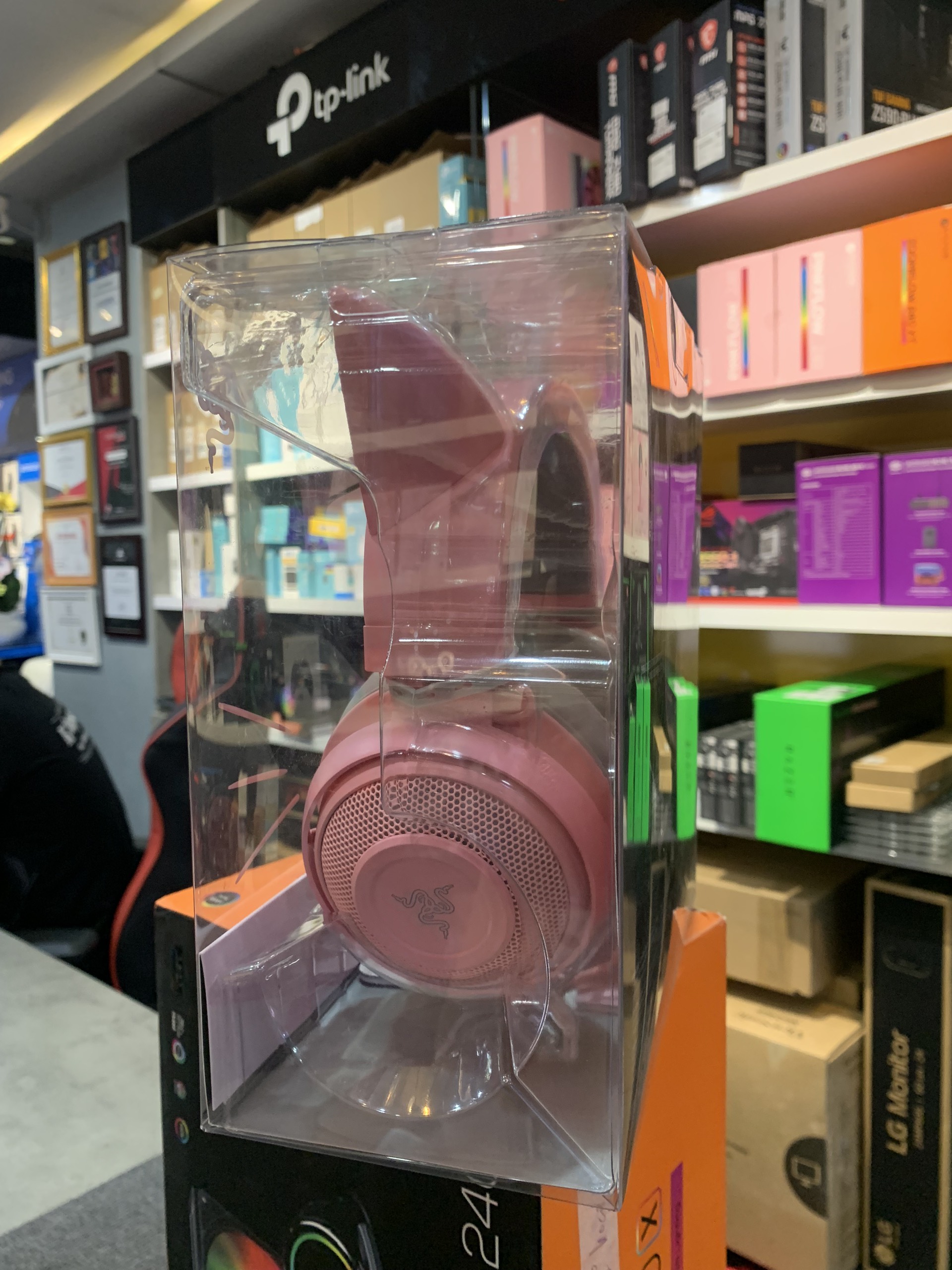 Tai nghe Razer Kraken Kitty - Quarzt - Tai Mèo Màu Hồng-  Hàng Chính Hãng