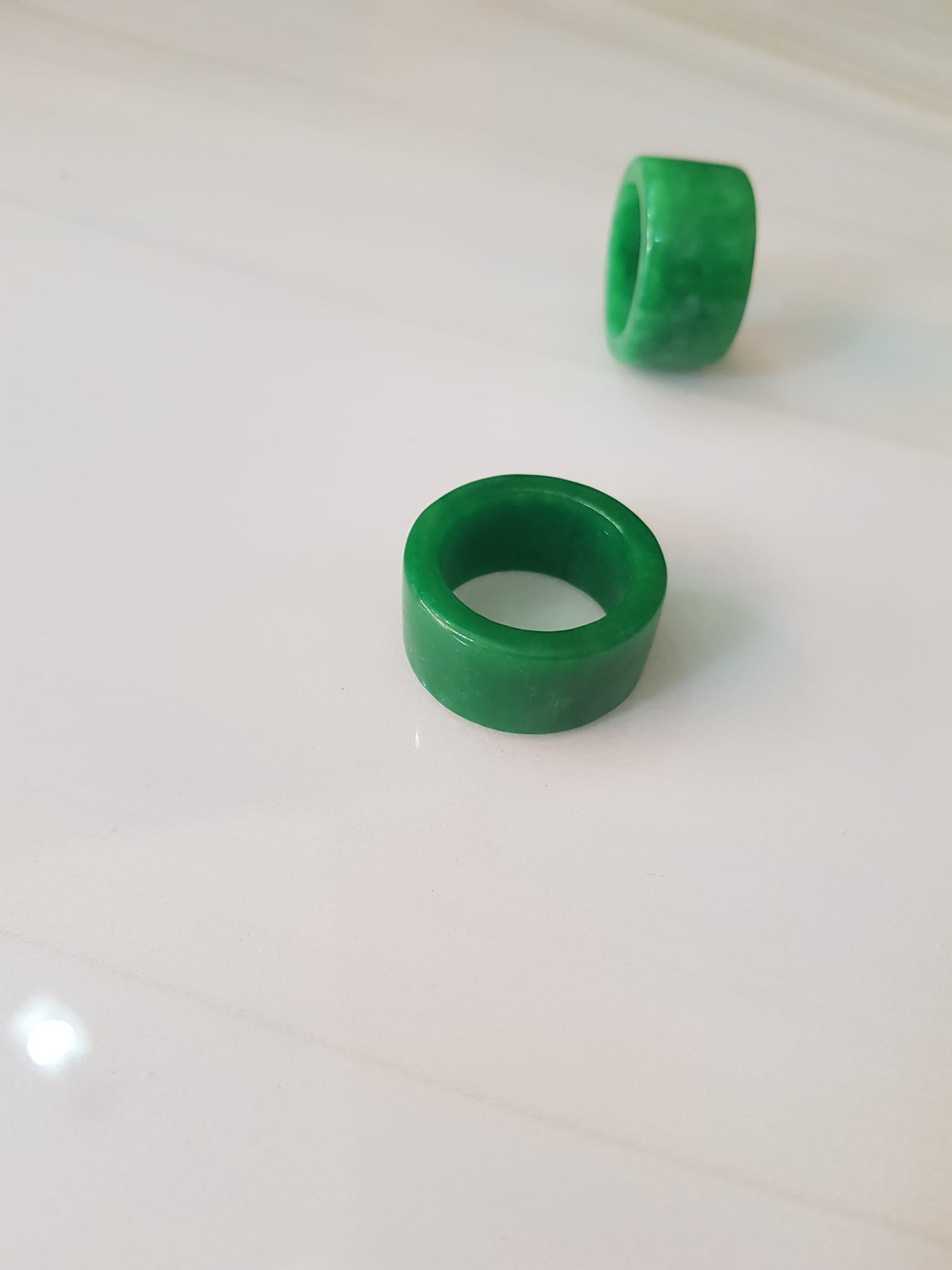 Nhẫn Càn Long Nam Xanh Ngọc Đẹp Ni 21mm x bản cao 13mm/15mm Chất liệu Đá Cẩm Thạch Tự nhiên màu Xanh Hy Vọng Bóng Tươi quá đẹp chuẩn Hợp Nam mệnh Mộc Mệnh Hỏa đeo Ni21mm lọt lòng ngón giữa ngón cái ạ