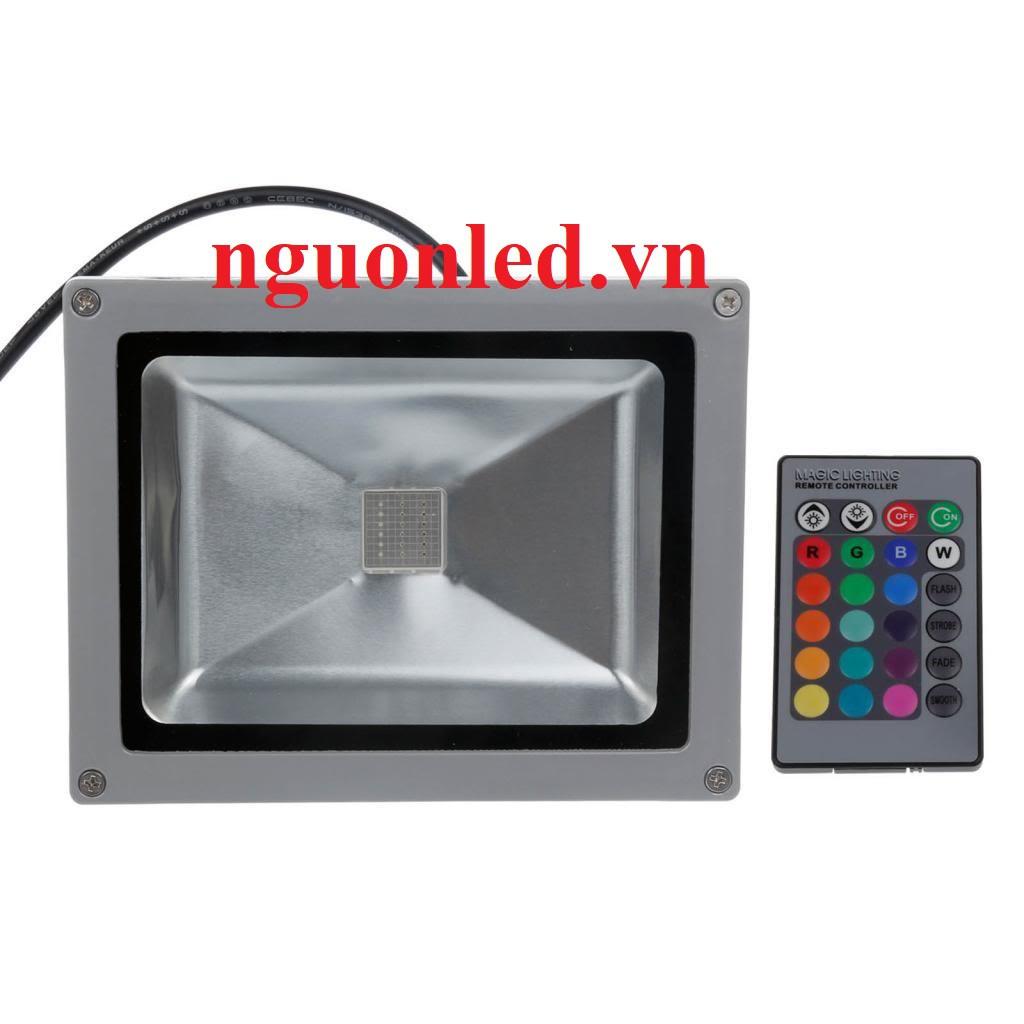 Đèn pha led 10W đổi màu