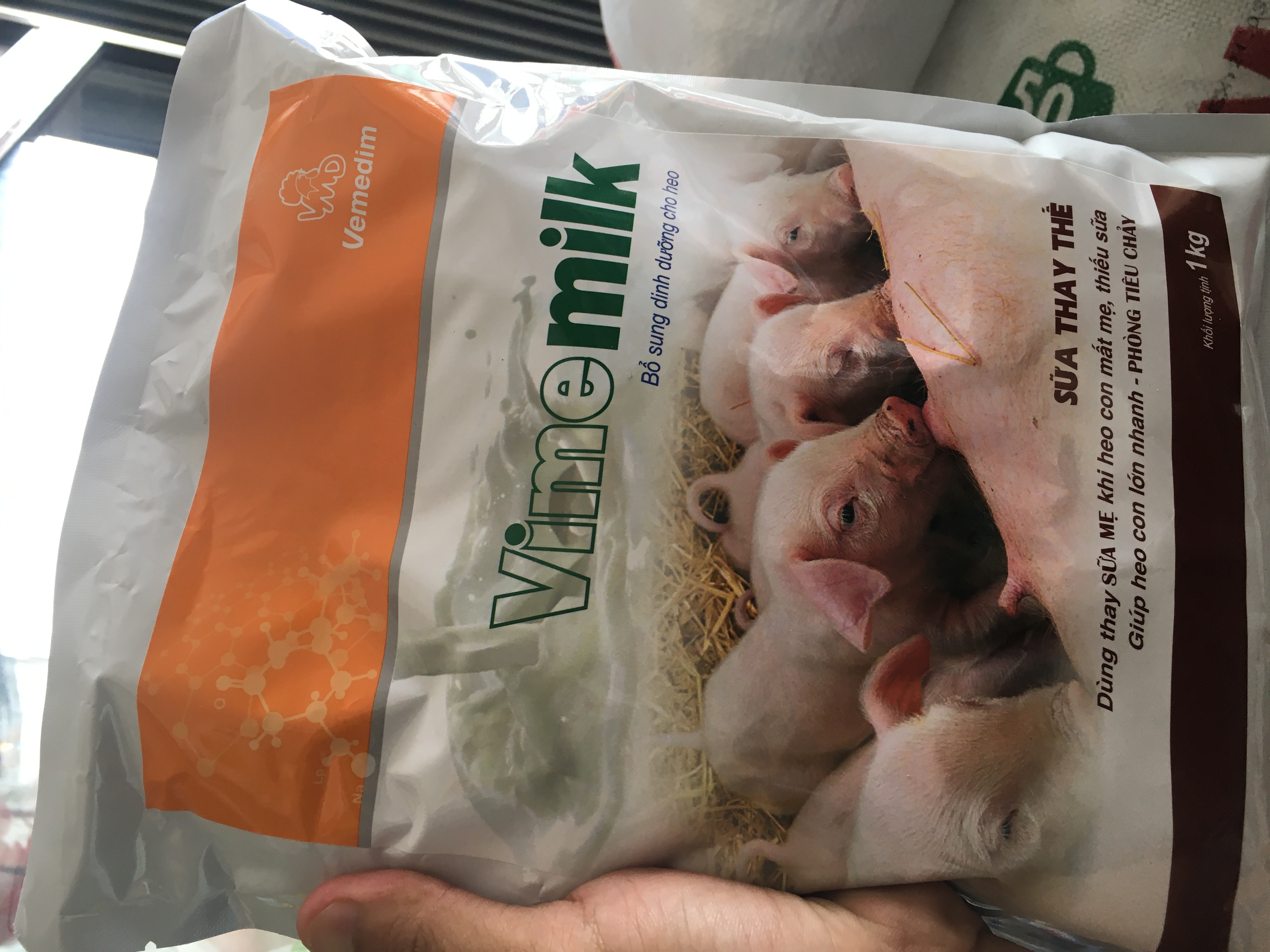 Vime milk sữa thay thế cho heo con , ao hồ bể
