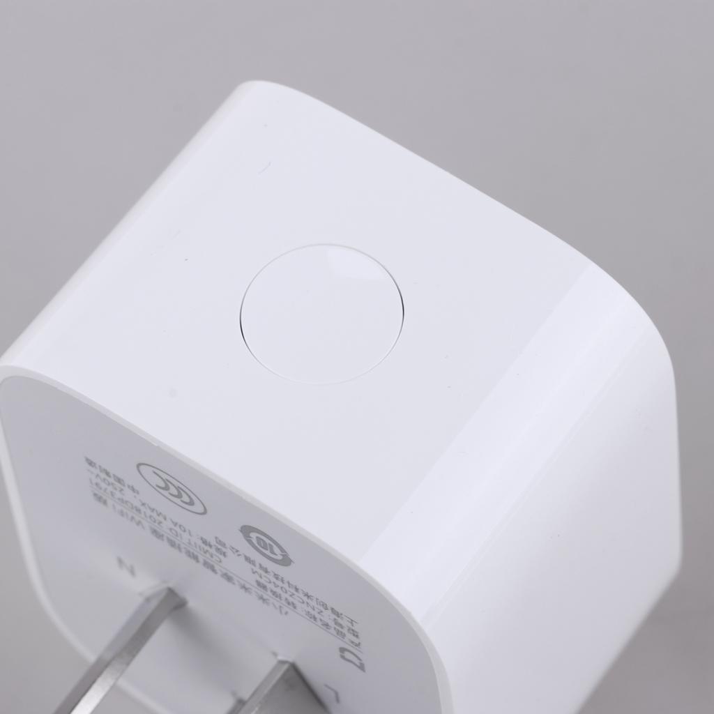 Wireless Remote Wi-Fi Smart Socket Power Adapter Power On / Off with Phone