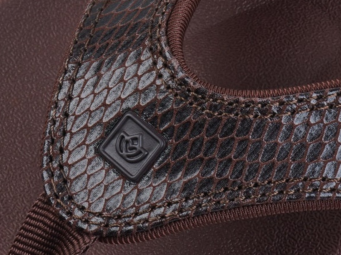 Dép xỏ ngón sức khỏe nữ Spenco Yumi Snake Brown - nâng vòm giảm đau chân, cho bàn chân bẹt