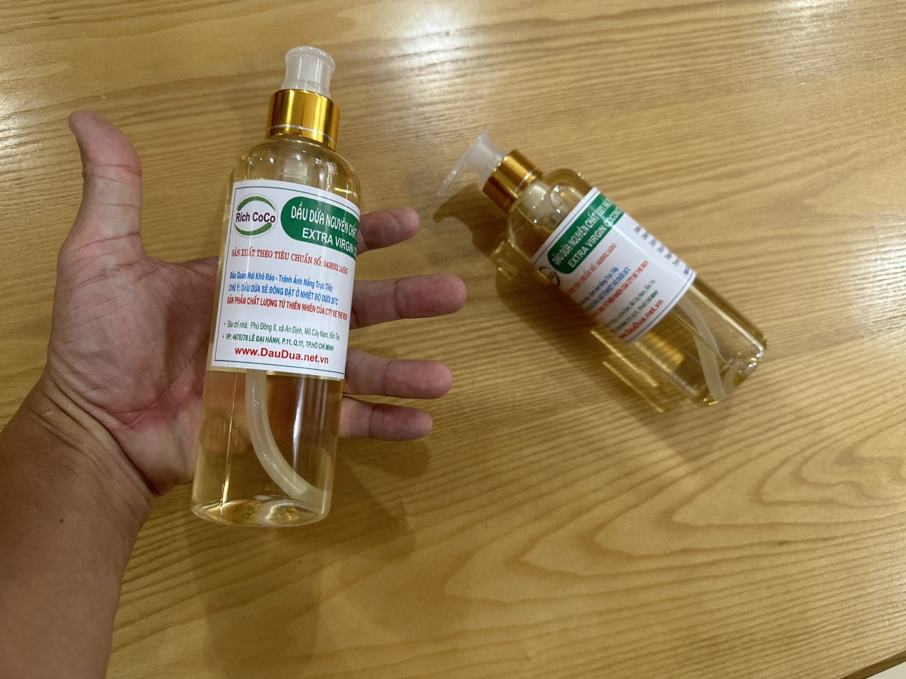DẦU DỪA 100% NGUYÊN CHẤT BẾN TRE - NẤU THỦ CÔNG – RICH COCO - EXTRA VIRGIN COCONUT OIL - CHAI 300ml