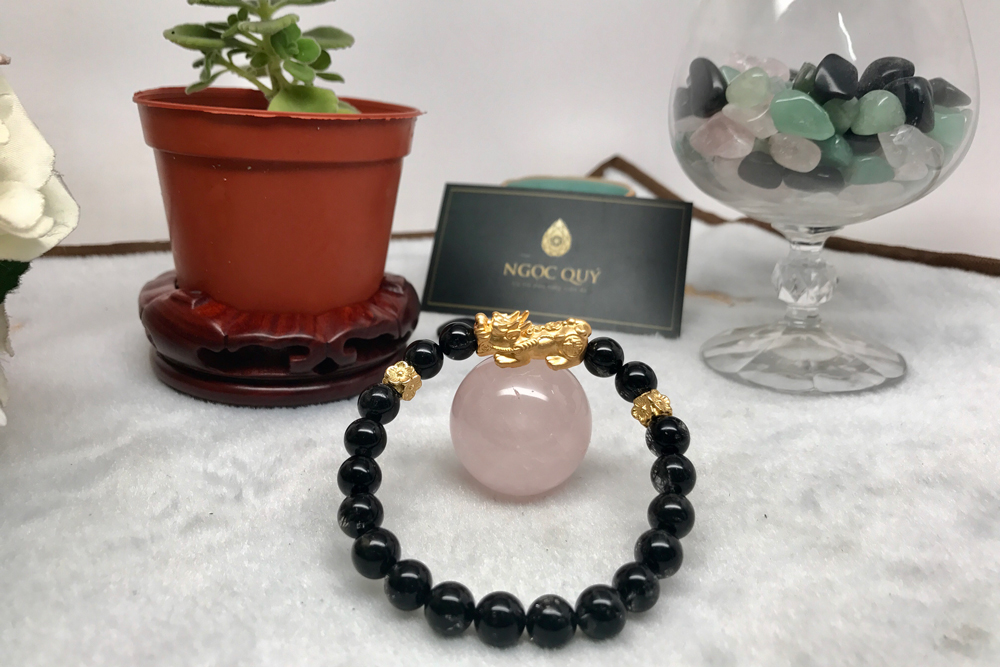 Vòng Đá Thạch Anh Tóc Đen Mix Tỳ Hưu Mạ Vàng Ngọc Quý Gemstones TA038