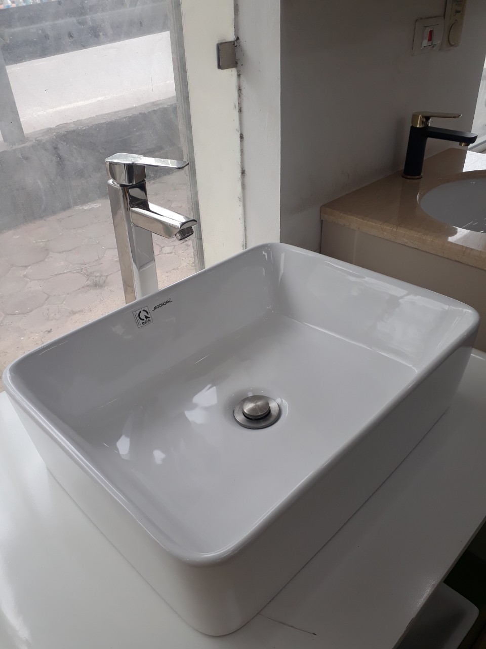 CHẬU LAVABO BÀN ĐÁ