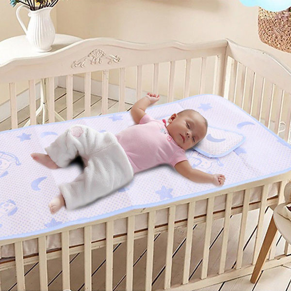 Bộ Chiếu Điều Hòa Kèm Gối Thảo Dược Cho Bé