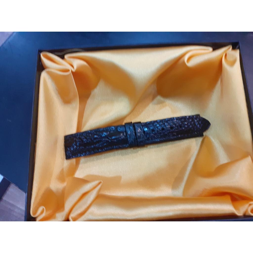 Dây đồng hồ da cá sấu hàng thật.