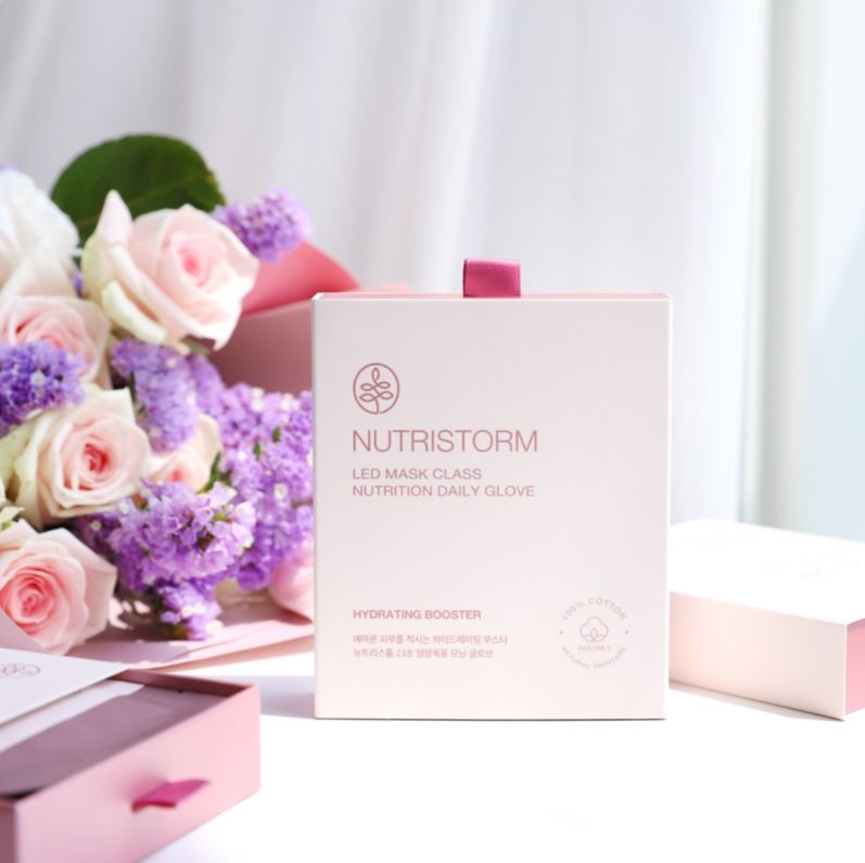 Miếng pad tẩy tế bào chết & cung cấp tinh chất dưỡng trắng da Nutristorm Led Mask Class Nutrition Daily Glove BRIGHTENING BOOSTER