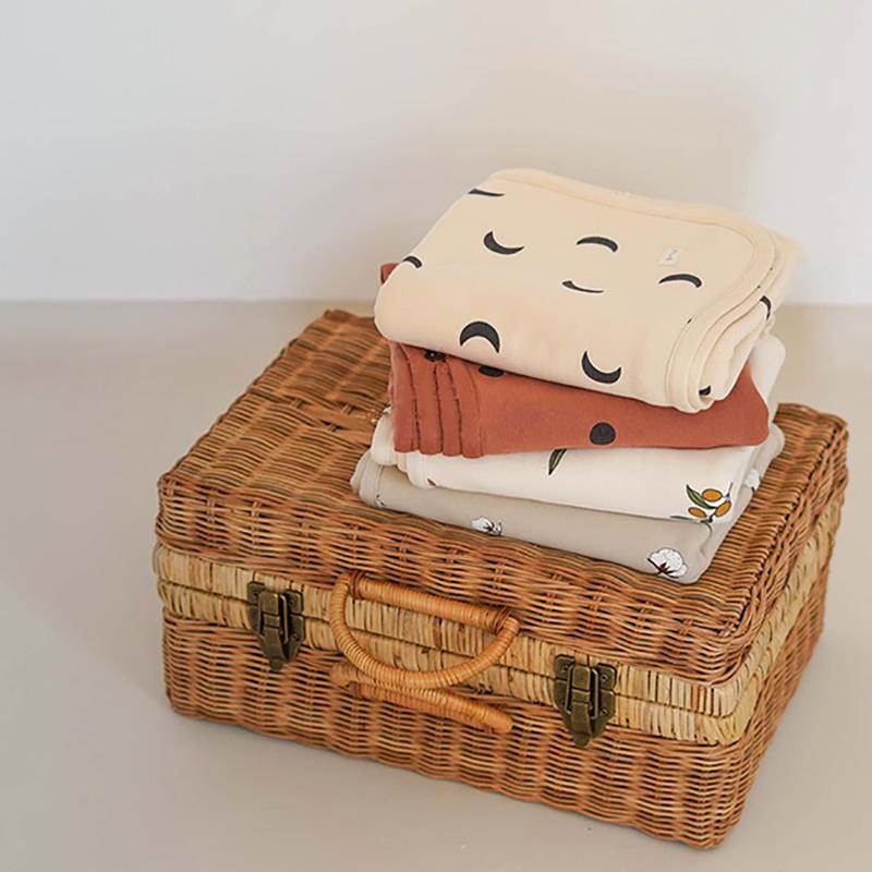 Bé Sơ Sinh Nhận Được Chăn Mới Thời Trang Trẻ Sơ Sinh Hoa Chấm Bi In Hình Đầm Cho Bé Gái Bé Trai Chăn Ga Gối Chăn Dễ Thương Phụ Kiện