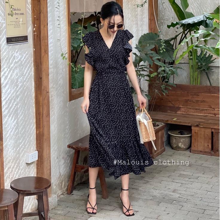 Đầm dáng dài đuôi cá, màu đen chấm bi, chiết eo, vai cánh bèo - M131